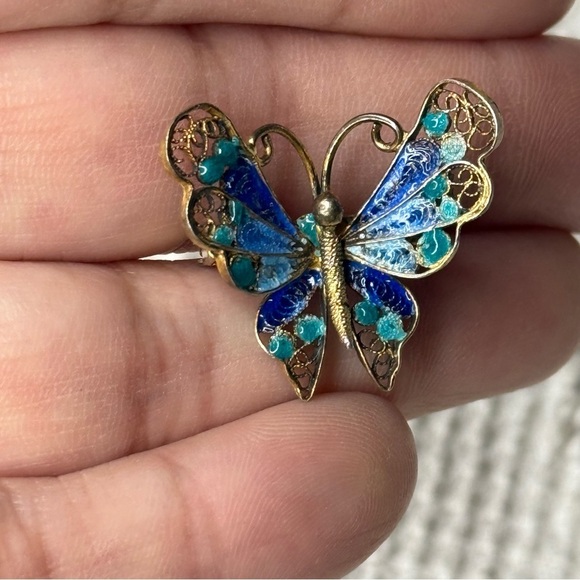 800 Silver Gold Tone Filigree Cloisonné Butterfly Brooch - Picture 2 of 4